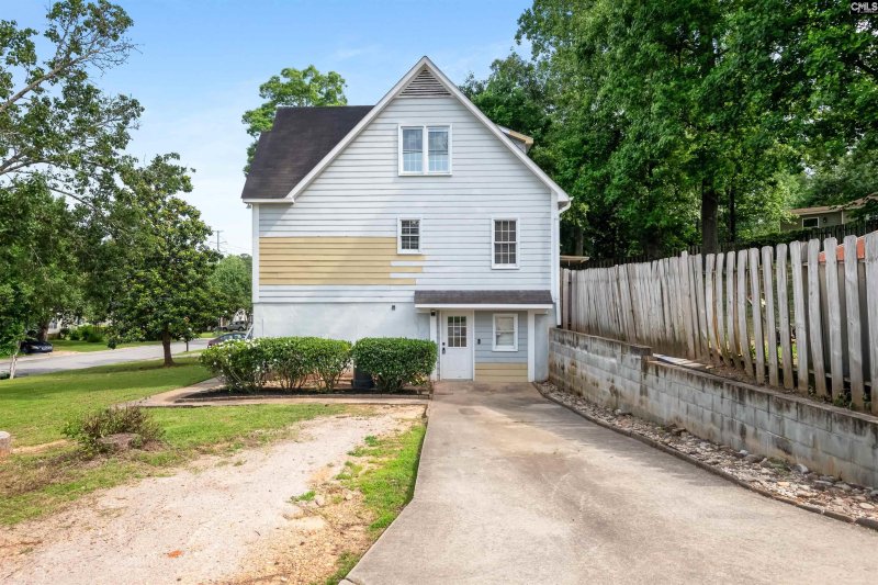 Property image 2 of 200 Kemsing Road in Braewick, Columbia, SC 29212