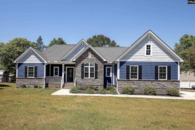 340 Hound Hollow Road