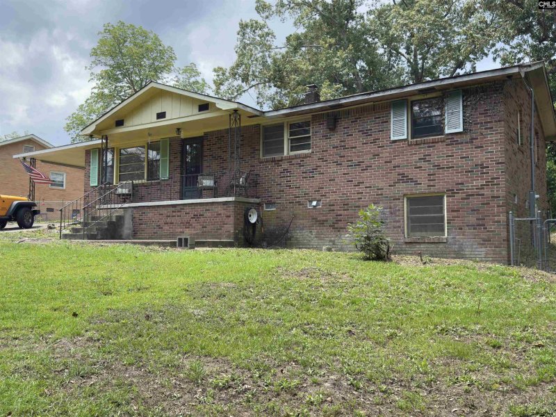 Property image 3 of 2313 Omega Drive in Woodfield Park, Columbia, SC 29223