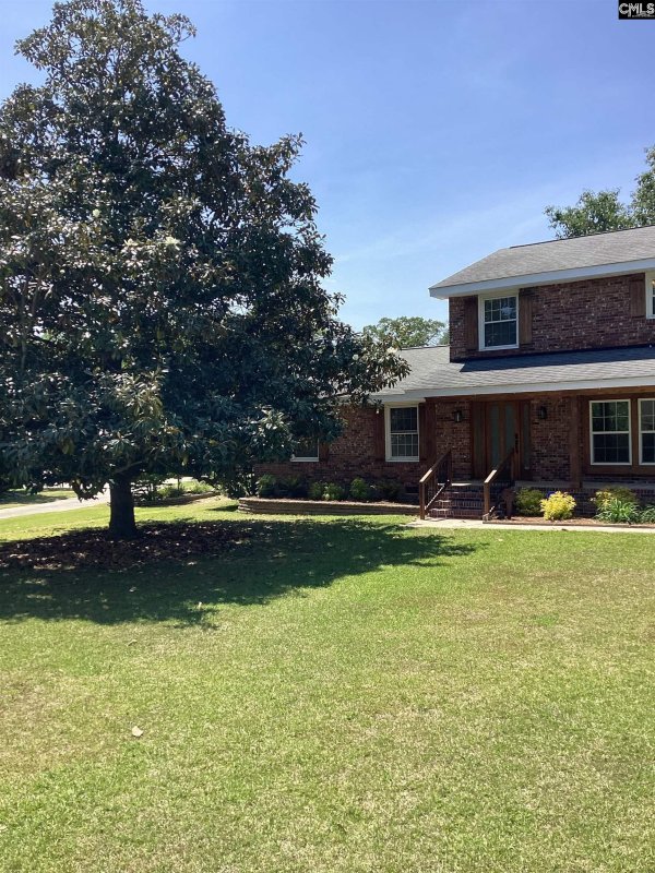 Property image 2 of 405 Black Friars Road in Olde Woodlands, Columbia, SC 29209-1501