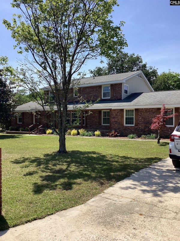 Property image 4 of 405 Black Friars Road in Olde Woodlands, Columbia, SC 29209-1501