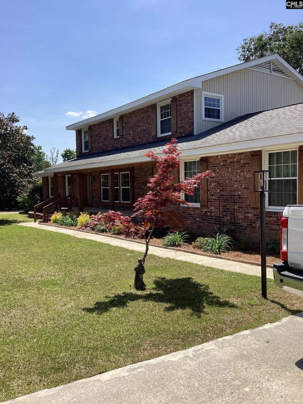 Property image 5 of 405 Black Friars Road in Olde Woodlands, Columbia, SC 29209-1501