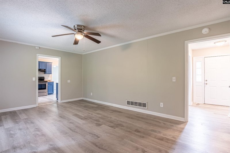 Property image 3 of 1604 Nunamaker Drive in Pine Valley, Columbia, SC 29210