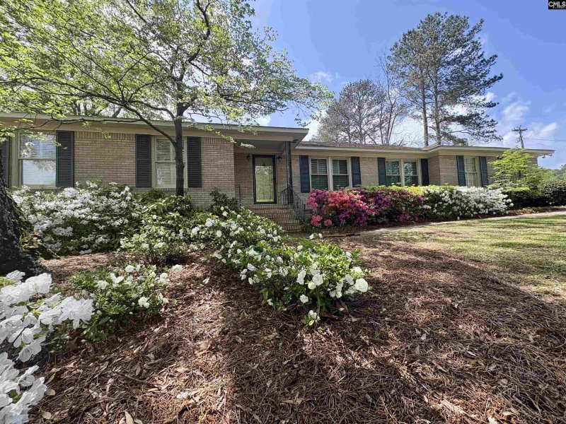 Property image 3 of 3023 Eastlawn Road in Woodland Hills, Columbia, SC 29210