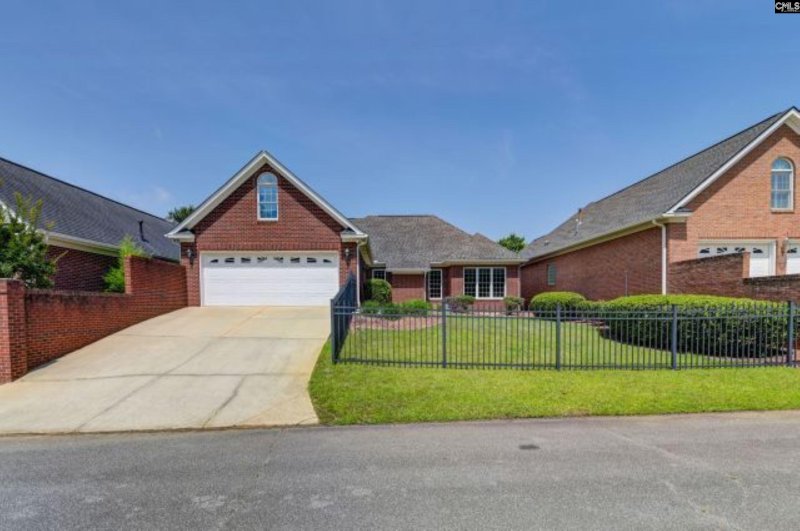 Property image 2 of 117 York Commons in Windsor Courtyards, Lexington, SC 29072-7449