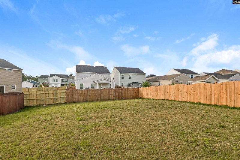 Property image 4 of 1126 Tanreall Drive in Bluefield, Lexington, SC 29073