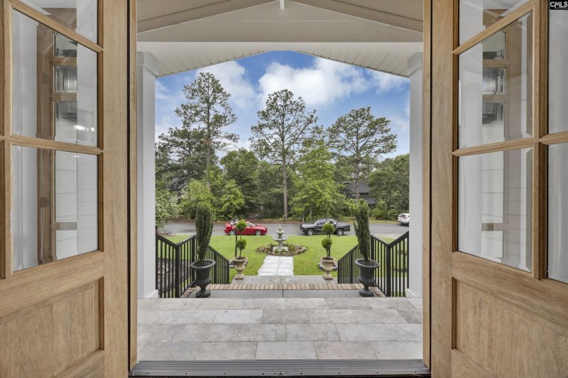 Property image 2 of 225 Park Shore Drive W in Spring Valley, Columbia, SC 29223-6947