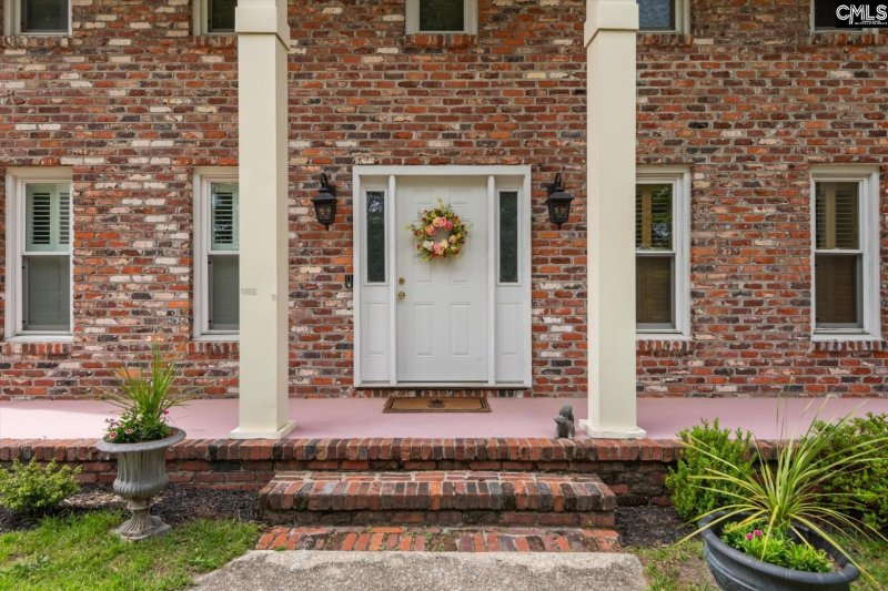 Property image 3 of 100 Dale Valley Road in Spring Valley West, Columbia, SC 29223