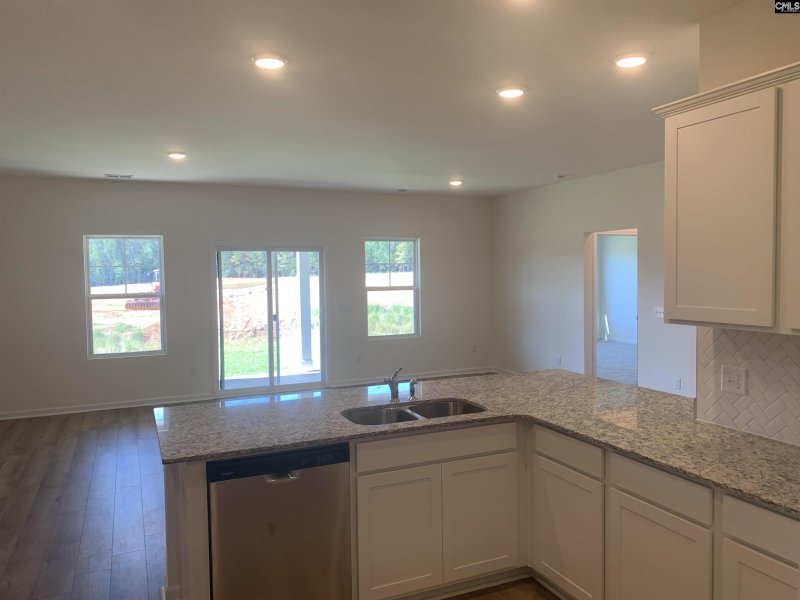 Property image 3 of 594 Griffon Drive in Boykin Hills, Chapin, SC 29036