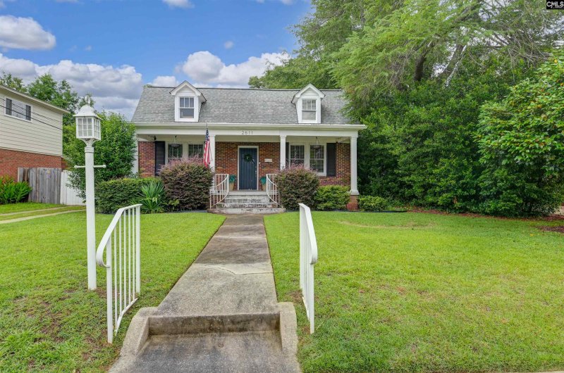 Property image 2 of 2611 Monroe Street in Shandon, Columbia, SC 29205