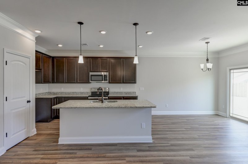 Property image 3 of 623 Thunder Gulch Avenue in Ashton Lakes, Lexington, SC 29073