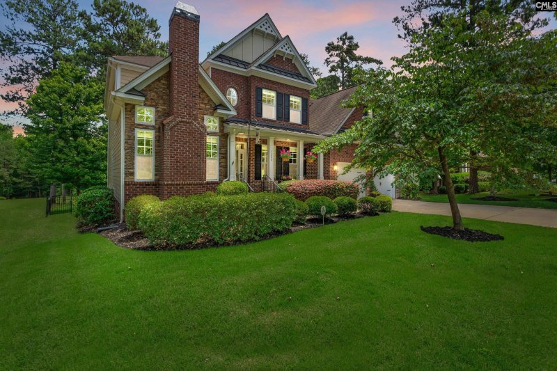 1200 University Parkway