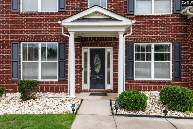 Property image 3 of 433 Sag Harbor Court in Hampton Park, Lexington, SC 29072