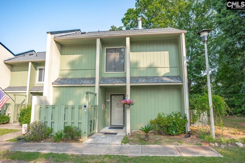 Property image 2 of 104 Keats Court in The Village At Lake Murray, Columbia, SC 29212