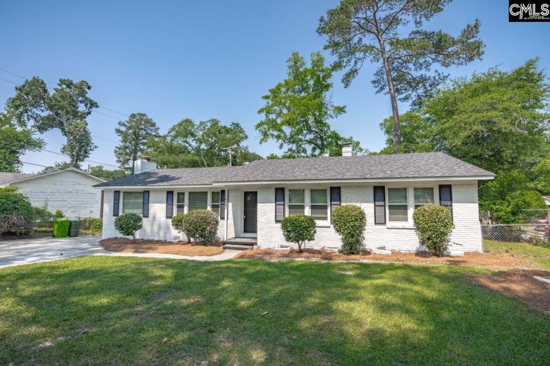 Property image 4 of 1605 Overhill Road in Woodfield Park, Columbia, SC 29223