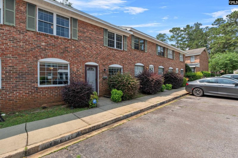 Property image 2 of 1908 Grays Inn Road in Carnaby Square, Columbia, SC 29210