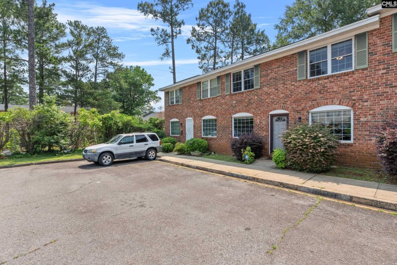 Property image 3 of 1908 Grays Inn Road in Carnaby Square, Columbia, SC 29210