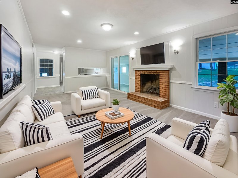 Property image 2 of 2540 Chatsworth Road in Windsor Lake Park, Columbia, SC 29223