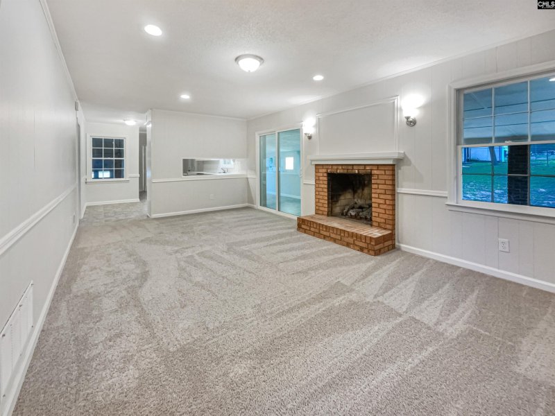 Property image 3 of 2540 Chatsworth Road in Windsor Lake Park, Columbia, SC 29223