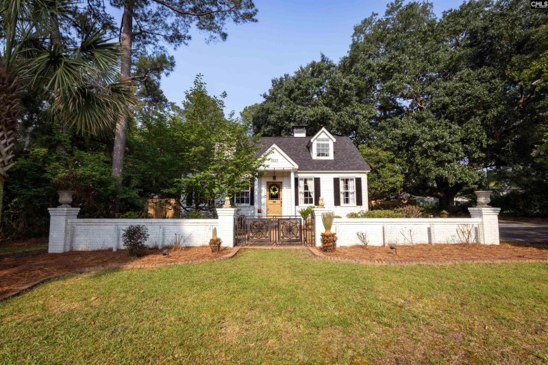 Property image 3 of 1527 Idalia Drive in Greenbriar, Columbia, SC 29206-2918