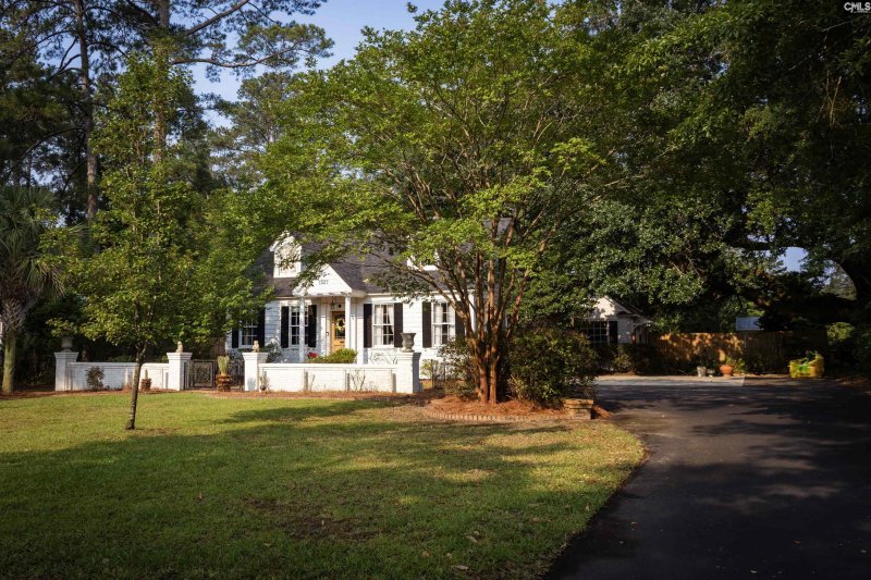 Property image 4 of 1527 Idalia Drive in Greenbriar, Columbia, SC 29206-2918