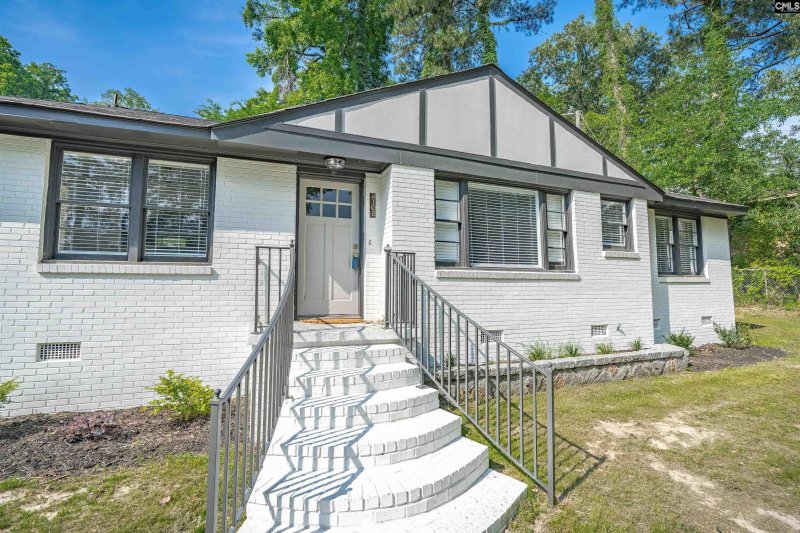 Property image 2 of 4108 Springhill Road in Atascadero Hills, Columbia, SC 29204