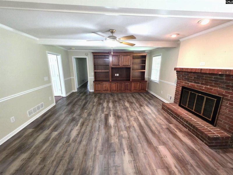 Property image 5 of 804 Dogwood Street in Edenwood, Cayce, SC 29033