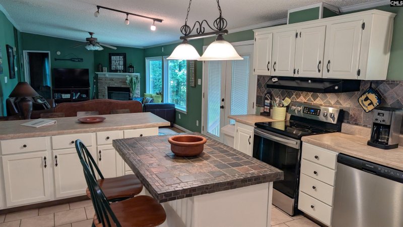 Property image 5 of 284 Gunsite Road in Lake Wateree, Winnsboro, SC 29180-0000