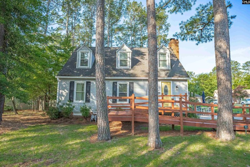 Property image 3 of 109 New Market Drive in Southgate, Lexington, SC 29073