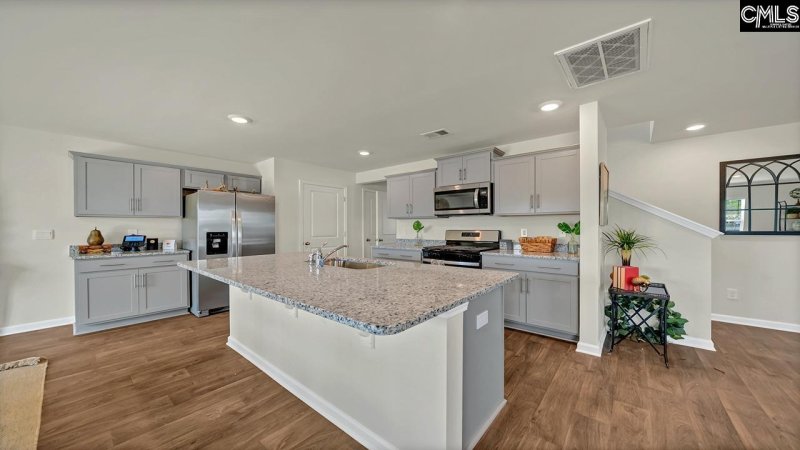 Property image 4 of 508 Edgetree Drive in Hunters Branch, Hopkins, SC 29061