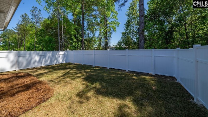 Property image 2 of 16b Briar Forest Drive in Willow Commons, Lugoff, SC 29078