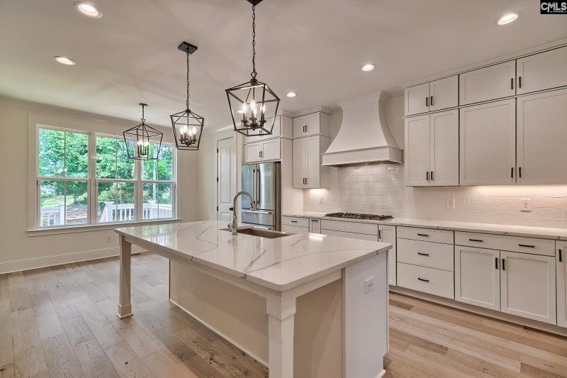 Golden Hills, Lexington Community