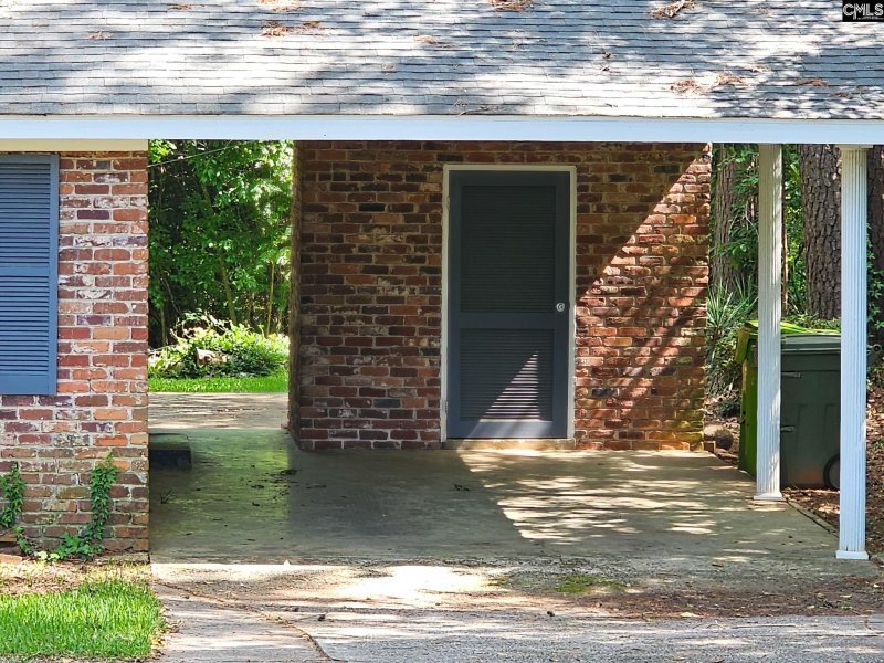 Property image 4 of 1712 Omarest Drive in Riverside Forest, Columbia, SC 29210