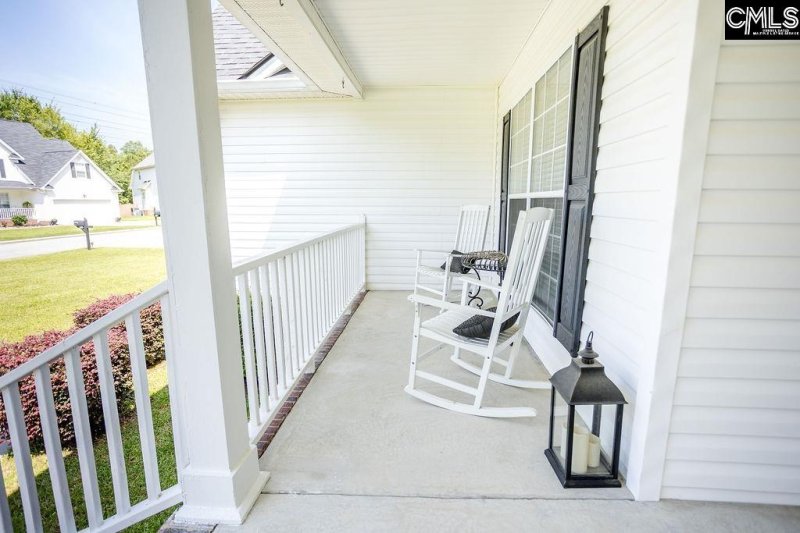 Property image 4 of 108 Warden Way in Waterford, Irmo, SC 29063