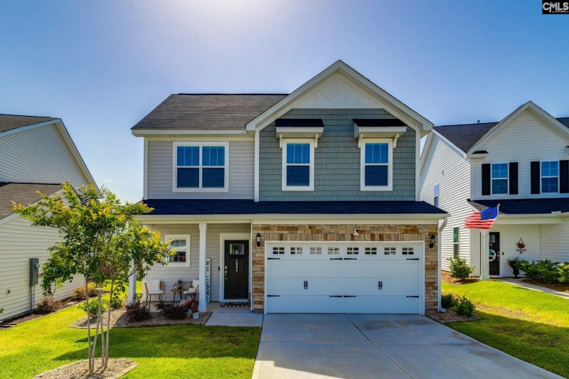 1045 Ashcroft Circle