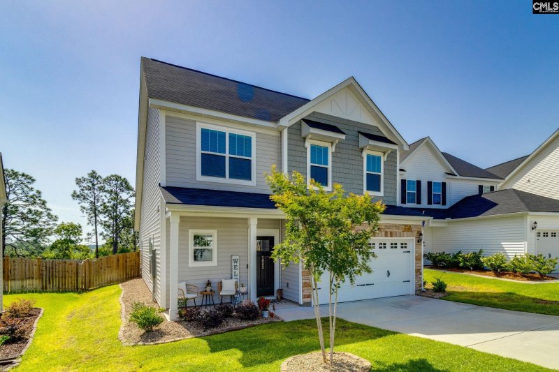 Property image 2 of 1045 Ashcroft Circle in Ashcroft, Columbia, SC 29229