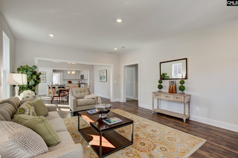 Property image 5 of 806 Lexington Avenue in The Avenues, Cayce, SC 29033
