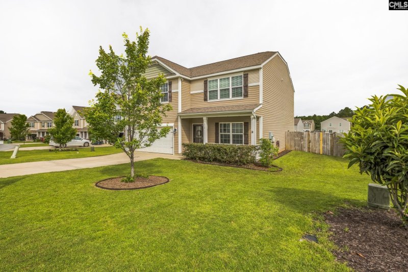 Property image 2 of 512 Eagles Rest Drive in Eagles Rest At Lake Murray, Chapin, SC 29036