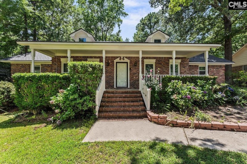 Property image 2 of 218 Quill Court in Harbison, Columbia, SC 29212