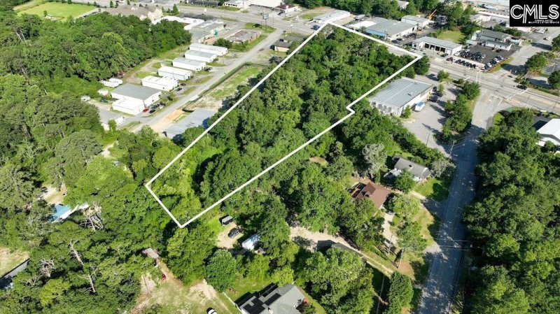 Property image 2 of 6230 Two Notch Road in Heyward Heights, Columbia, SC 29223