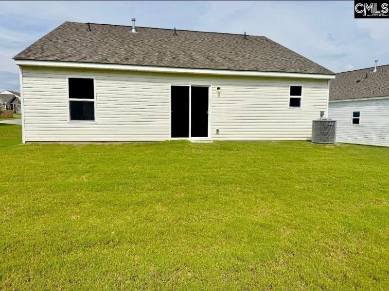 Property image 2 of 1648 Hidden Garden Lane in Finlay Farms, Gilbert, SC 29054