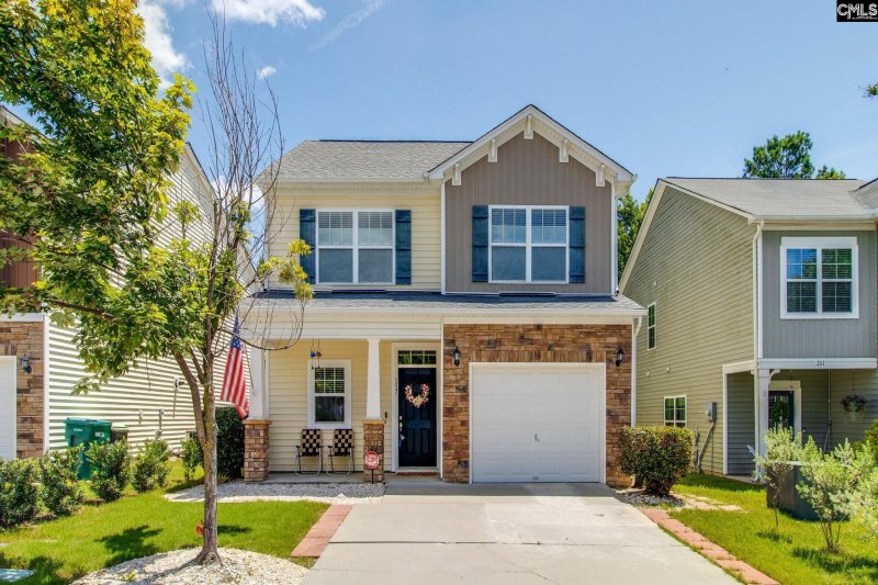 157 Autumn Stroll Court