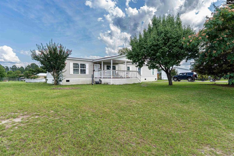 Wild Meadows, Gaston Community