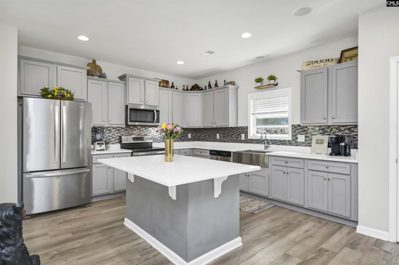 Property image 3 of 143 Doolittle Drive in Cypress Glen, Chapin, SC 29036