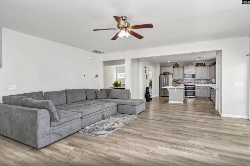 Property image 5 of 143 Doolittle Drive in Cypress Glen, Chapin, SC 29036