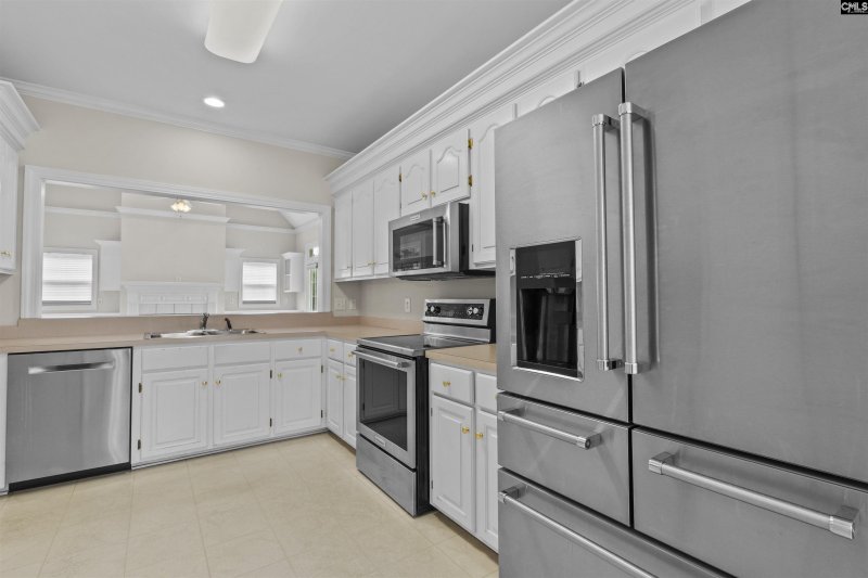 Property image 5 of 242 Yale Road in Cherokee Lakes, Lexington, SC 29072