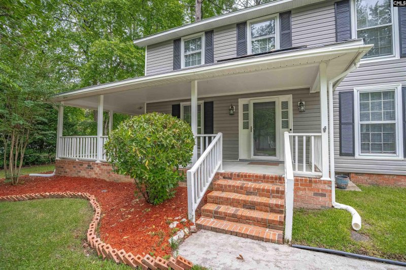 Property image 4 of 208 Delchester Drive in Briarcliffe Estates, Elgin, SC 29045