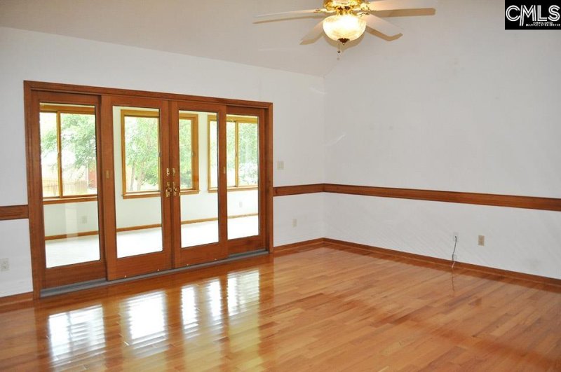 Property image 5 of 305 Willowood Parkway in Cedar Cove, Chapin, SC 29036