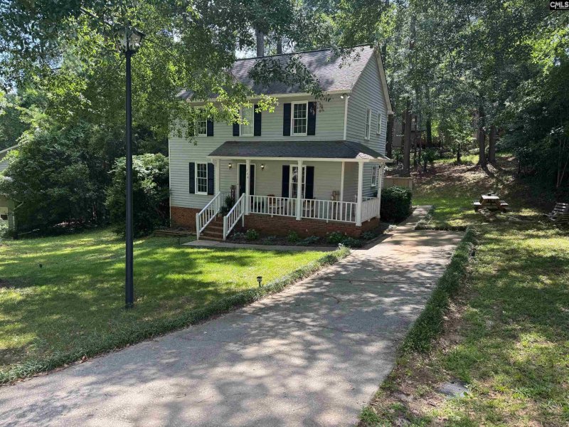 Property image 2 of 244 Woodwinds West Drive in Woodwinds, Columbia, SC 29212