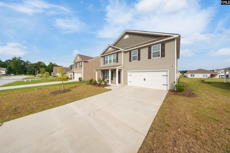 Property image 3 of 2416 Newberry Landing Circle in Newberry Landing, Newberry, SC 29108